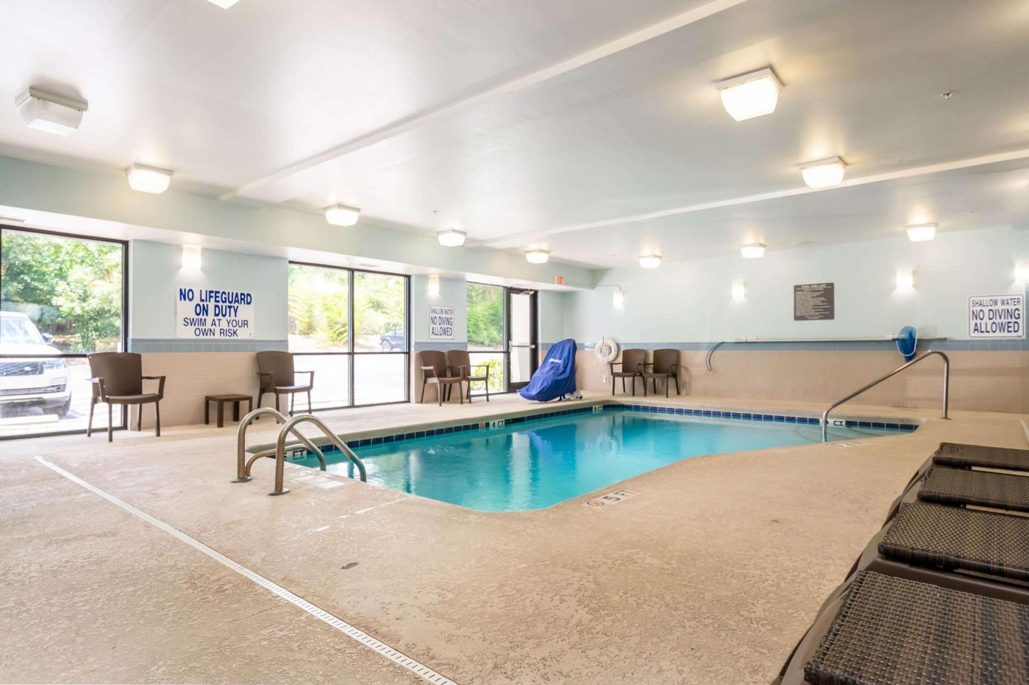 Comfort Suites Columbia Northeast - Fort Jackson Buitenkant foto